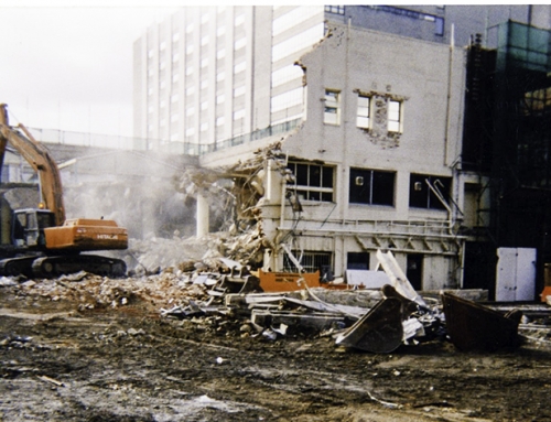 Don’t forget to check for Reusable Items during House Demolition in Melbourne!